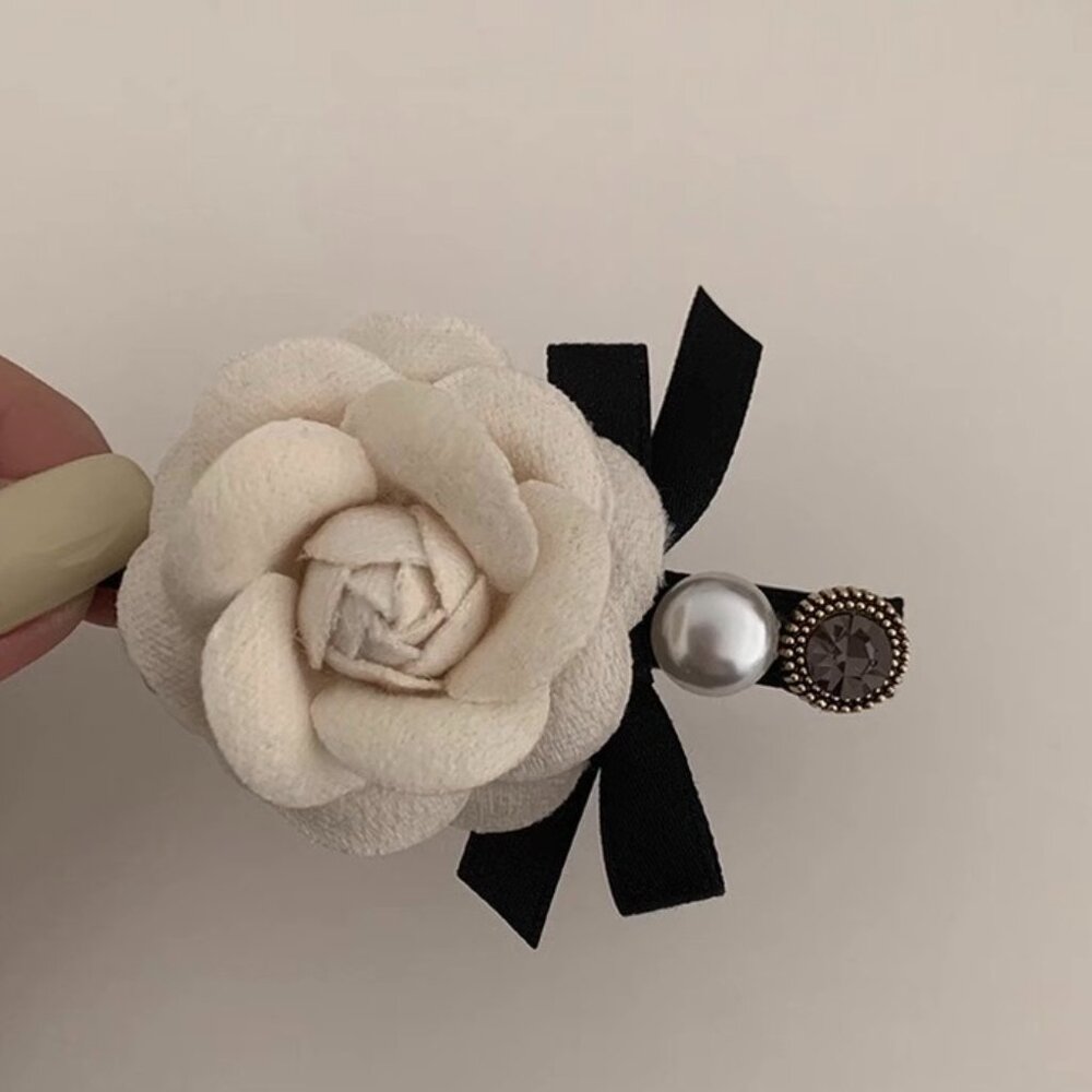 French Camellia Flower Hair Clip with Pearl & Bow – Vintage Chic Barrette